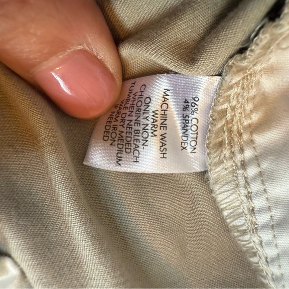 Ann Taylor Loft | Mid Rise Cropped Stretch Chinos | Sz 10 - Picture 6 of 6